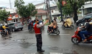 Awali Pelaksanaan Tugas Rutin, Personil Sat Samapta Polrestabes Medan Laksanakan Commander Wish Di Pagi Hari