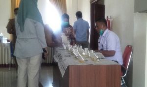 Diduga Kesbang Tapsel Gelembungkan Biaya Tes Urin Pada THL Dan Honorer Sekolah