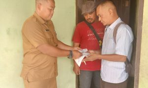 Pemdes Desa Sekip , Contoh Nyata Peduli Kepada Warga Dengan Data langsung Kerumah Warga Untuk KIS