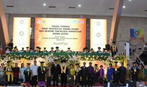 1.244 Mahasiswa Berhasil Menuntaskan Pendidikan Di UDA Dan APP Darma Agung