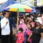 Presiden Tiba Di Subang, Salurkan Bansos Ke Pedagang Pasar Baru