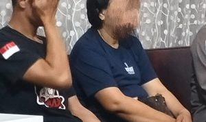 Waduh..!! Lagi Asik Memadu Kasih Dengan Selingkuhan, Oknum ASN Digerebek Suami Dan Warga 