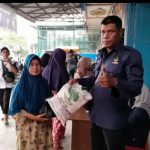 Aldi Hidayat mislin Bacleg Partai Nasdem Gelar Bazar Sembaco Murah Di Sekretariat Rumah Aspirasi