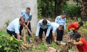 Kepala Rutan Kelas 1 Tanjung Gusta Medan Pimpin Gotong Royong Hari Bakti Kemasyarakatan Ke 59