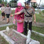Jelang Hari Bhayangkara Ke 77, Polresta Deli Serdang Ziarah Ke Makam Pahlawan