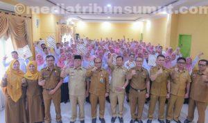 130 Guru P3K Di P. Sidimpuan SK nya Diserahkan