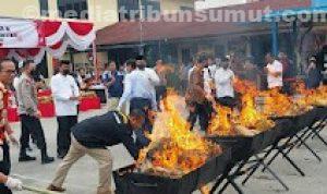 Satnarkoba Polresta Deli Serdang Musnahkan Narkoba