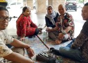 Ketua LMPP Sumut Besuk Putri Ketua AMPUH Di RS Grendmed Lubuk Pakam