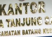 AMPUH Tuding Sekdes Tanjung Sari Asbun Terkait Mobil Plat Merah BK 1363 M