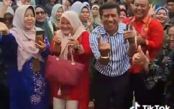 Kabid SMP Disdik Tapsel Joget Tak Pantas Di Lingkungan Sekolah 