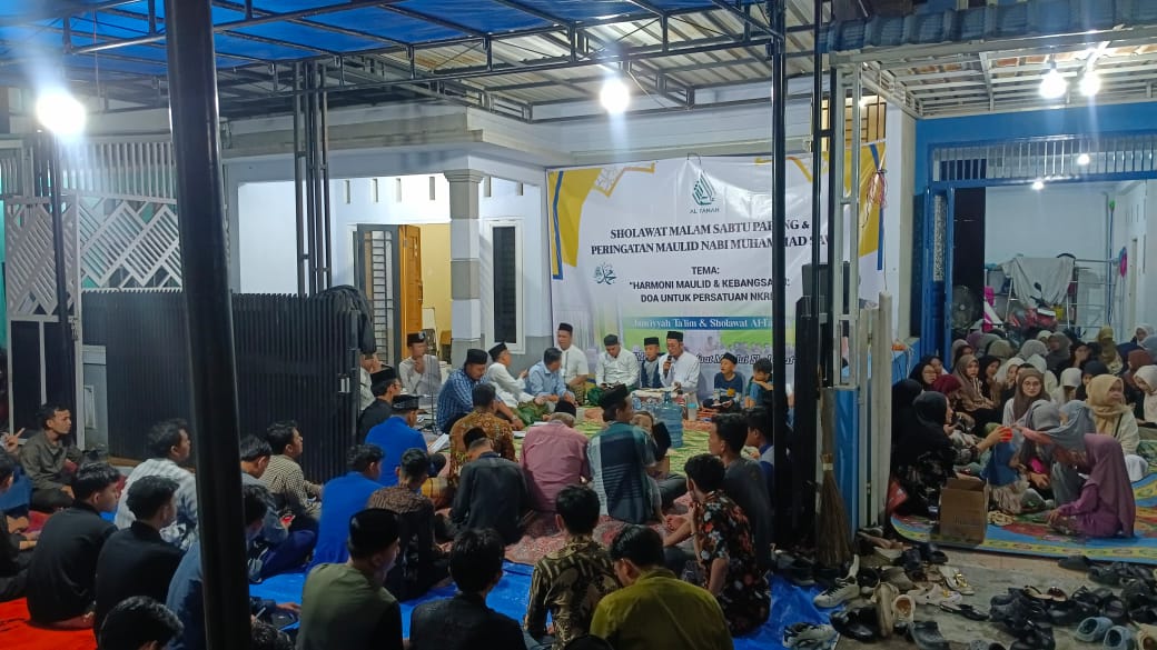 Majelis Al-Ianah Gelar Sholawatan Sabtu Pahing, Kiyai Alfin Ajak Jamaah Rawat Persatuan