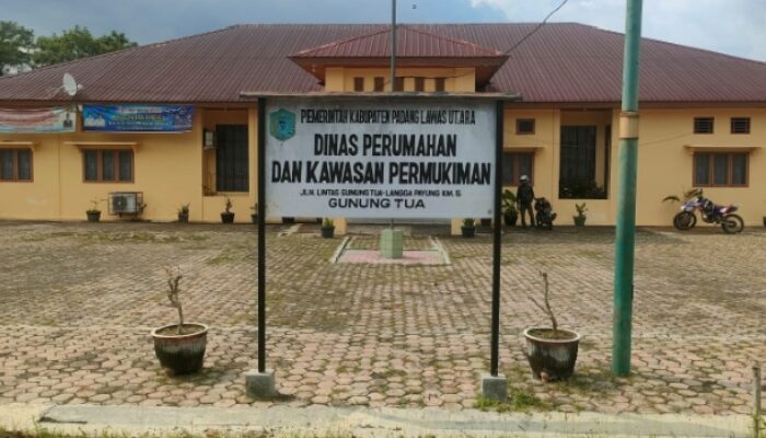 PPK Di Dinas Perkim Paluta ” Lepas Tangan”  Soal Proyek Jamban Di Aek Bayur  Tak Selesai Hingga Saat Ini 