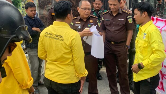 Geruduk Kejati Sumut, Perma Labusel Desak Kajari dan Kasi Pidsus Dicopot, Ada Apa?