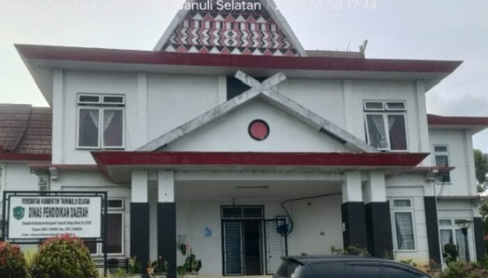 Diduga Dinas Pendidikan Tapsel Pungli Miliaran Dana Sertifikasi 