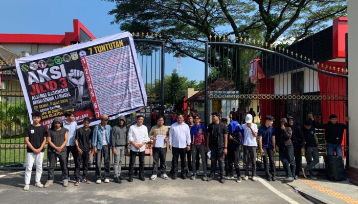 Sudah Jilid 3, Aliansi Mahasiswa Labusel Geruduk Kejatisu dan Polda Sumut, Soroti Dugaan Jual Beli Jabatan hingga Korupsi Jembatan Rp 36 M