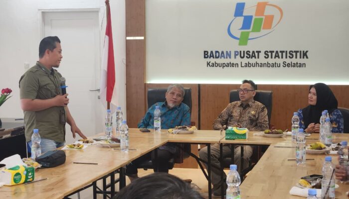 Kunjungi BPS Labuhanbatu Selatan, Anggota DPD RI Awasi Progres Data Tunggal Nasional